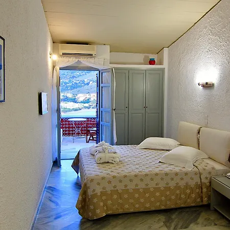 Hotel Mare Vista - Epaminondas Mpatsi