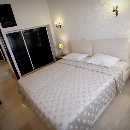 Mare Vista - Epaminondas Hotel