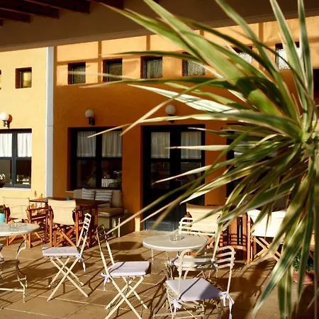 Mare Vista - Epaminondas 3* Batsi (Andros)