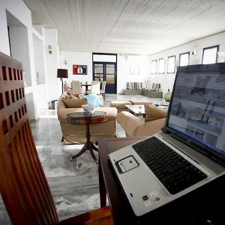 Hotel Mare Vista - Epaminondas Mpatsi