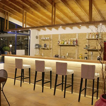 Mare Vista - Epaminondas 3* Batsi (Andros)